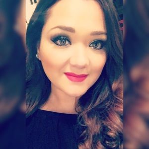 Meet your Posher, Marivel